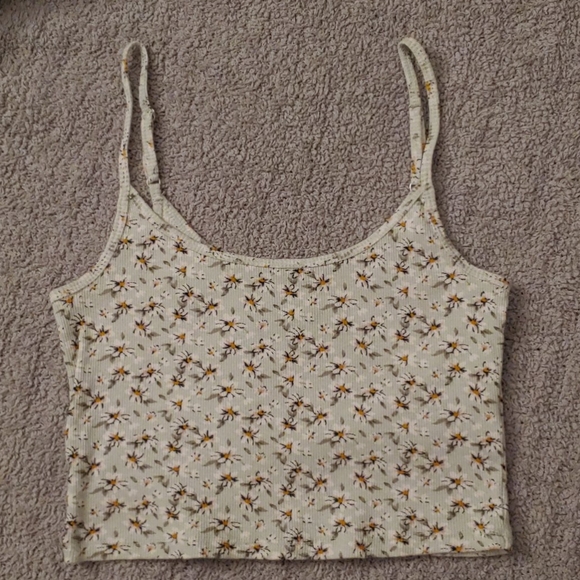 Hollister Floral Cami - Picture 1 of 4